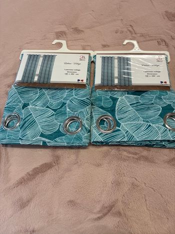 Lot de 2 voilages vert canard feuillages 140x250 2Adeco
