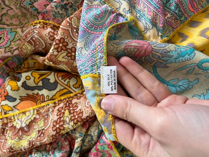 🌸 Robe bustier bohème – Patchwork coloré – 100% soie – Taille unique (36 à petit 40) 🌸 - photo numéro 4