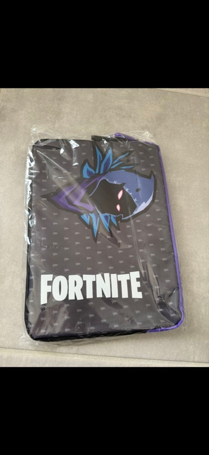 Housse pochette pour tablette Fortnite - photo numéro 4