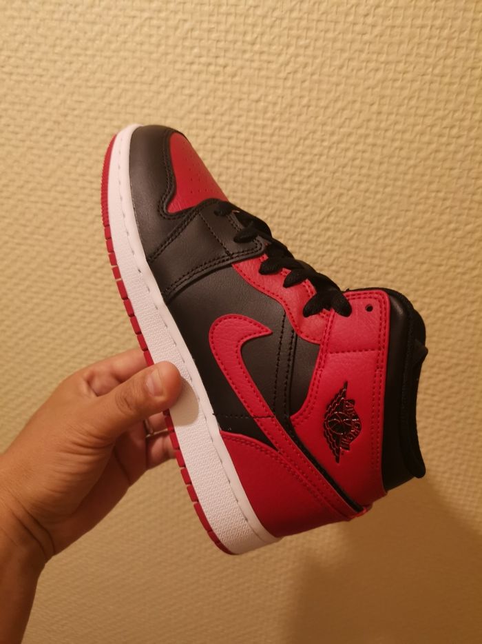 Air Jordan 1 MID (GS)  T 38.5