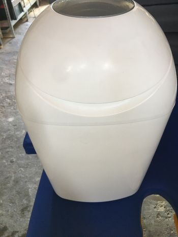 Poubelle à couche
