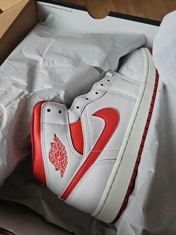 🔥Nike Air Jordan 1 Mid Dune Red T.44🏀