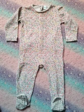 Pyjama 1 pièce fille taille 23-24 mois