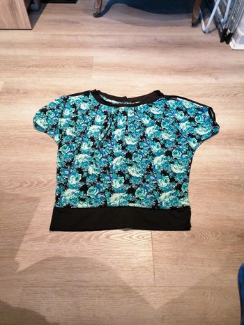 Tee shirt fleuri