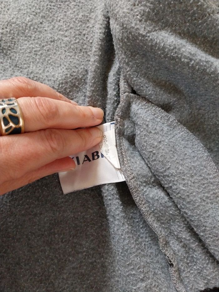 Polaire zippé gris Kiabi (3A) - photo numéro 4