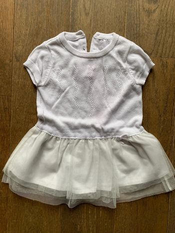 Robe pull avec tulle tex 6 mois tbe