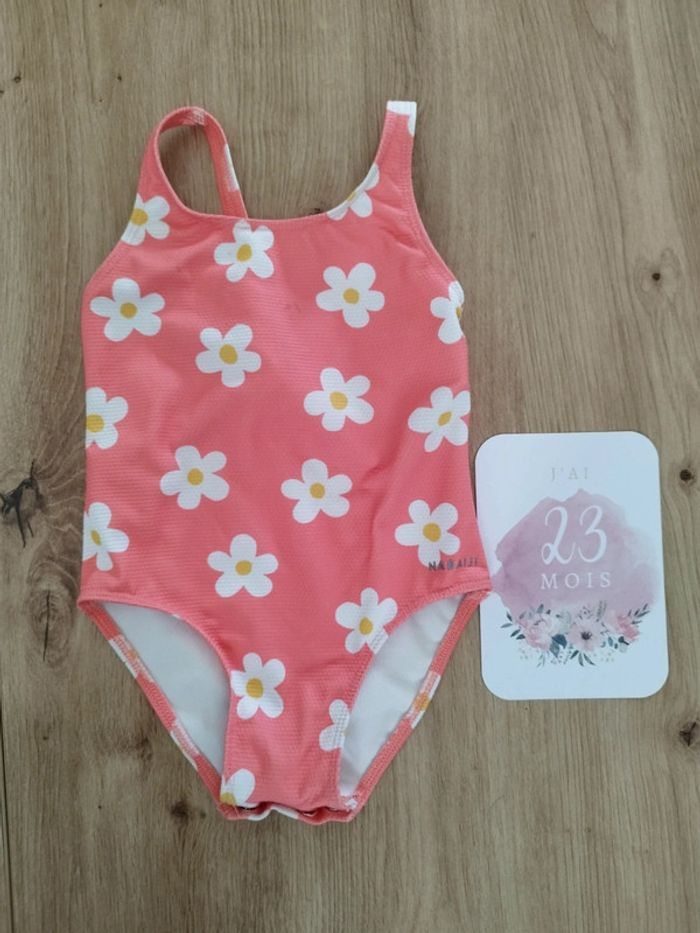 Maillot de bain Decathlon fleuri