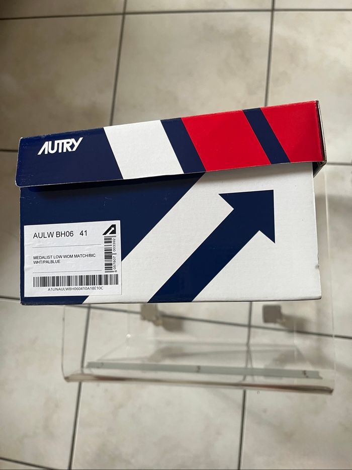 Vend baskets Autry neuve - photo numéro 6