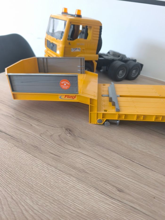 Camion plateau bruder - photo numéro 8