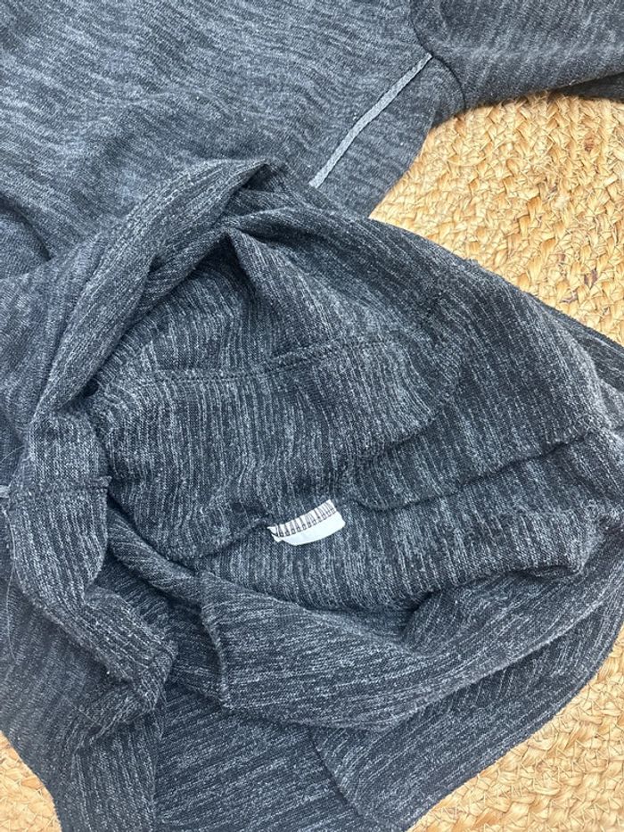 Robe noire grise - photo numéro 4