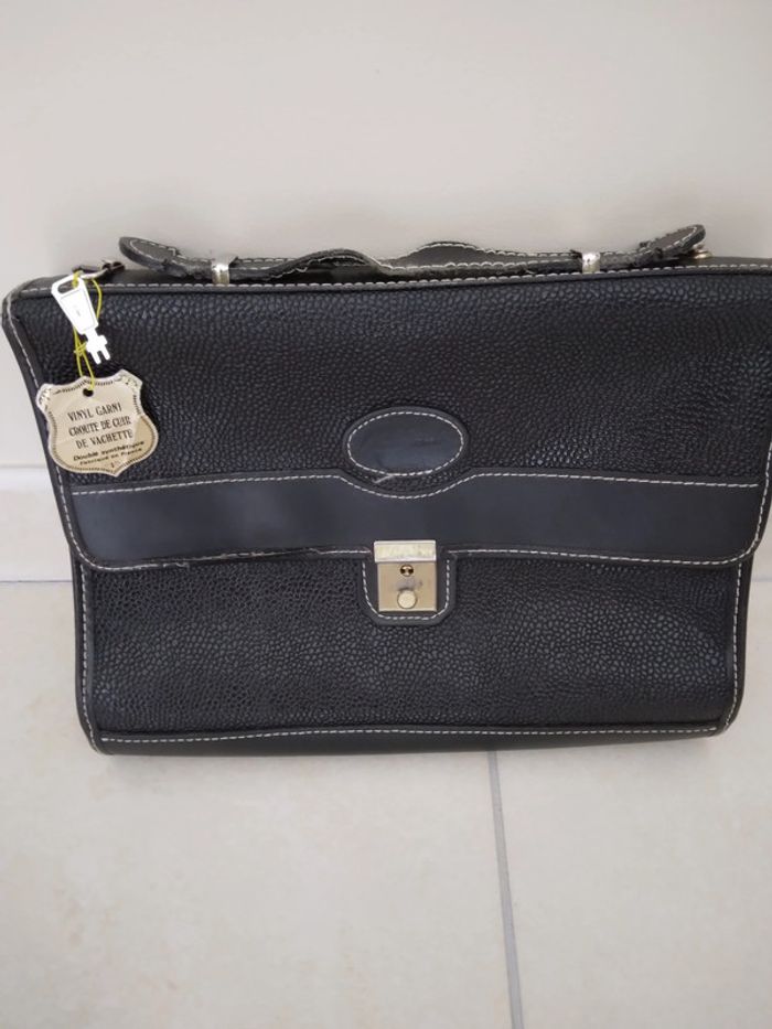 Sac à main cuir noir