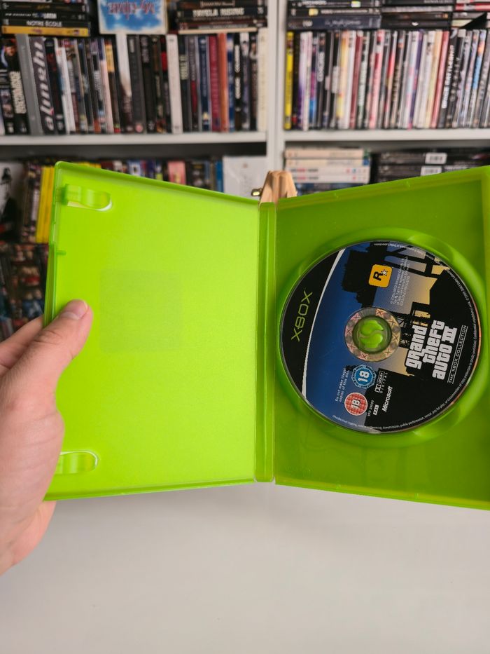 Jeu Xbox GTA III - photo numéro 3