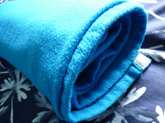 Couverture polaire Bebe Confort enfant plaid puericulture bleu TBE - photo numéro 4