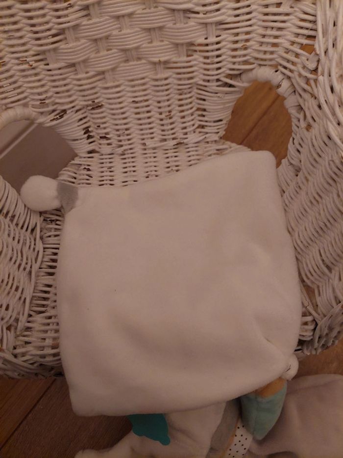 Pantin avec doudou Baby Nat' - photo numéro 6