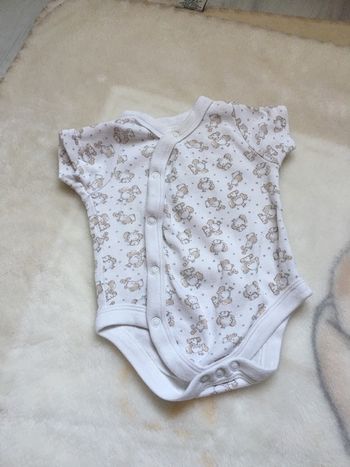 Body new born en tres bon etat