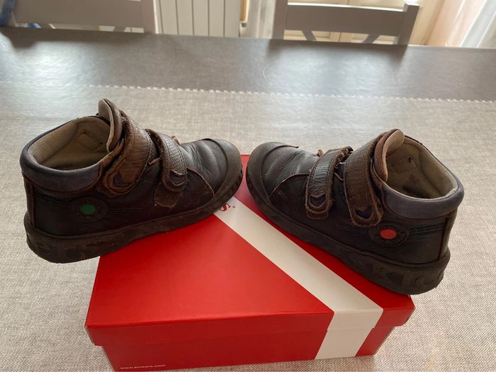 Chaussures Kickers taille 29 - photo numéro 4