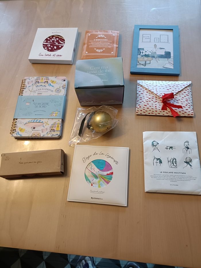 LOT DE 64 goodies My little box - photo numéro 5