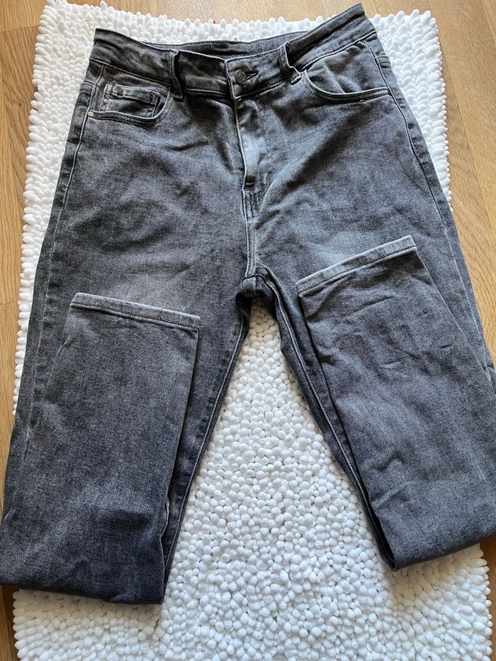Jean taille 38/40 - photo numéro 2