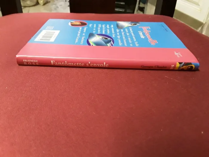 Fantomette s'envole 938 - photo numéro 2