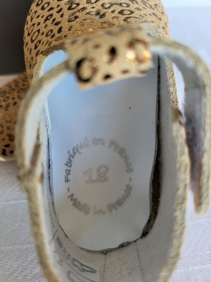 Chaussures bébés fille en cuir Point 18 Made in France 🇨🇵 - photo numéro 4