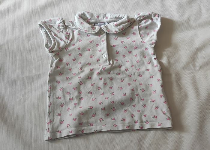 T-shirt blanc avec petite fleur