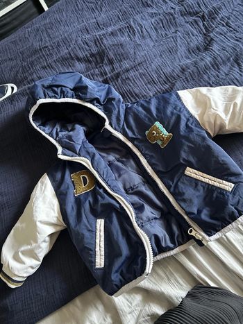 Veste dinosaure