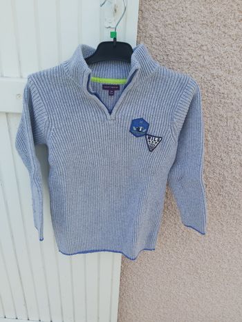 Pull gris avec dessin 7 ans