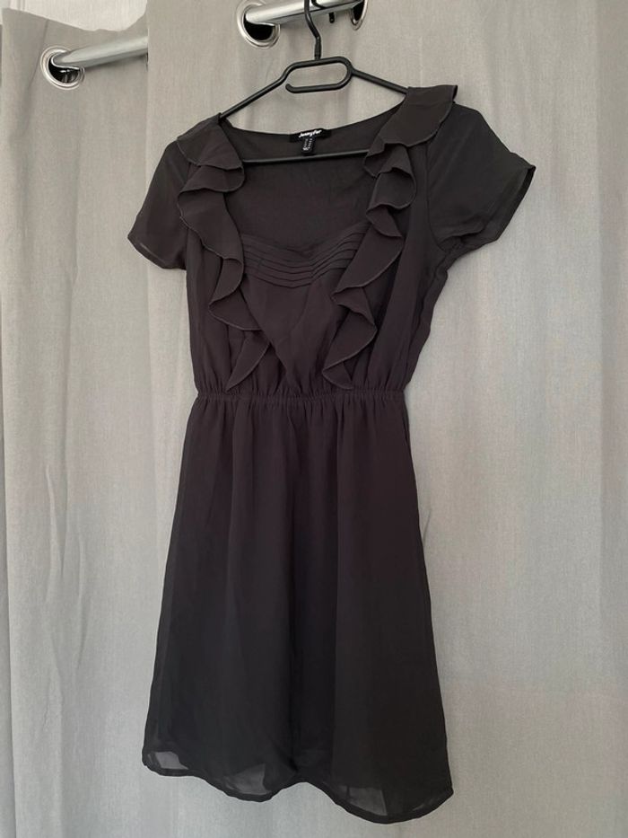 Robe noire - photo numéro 5