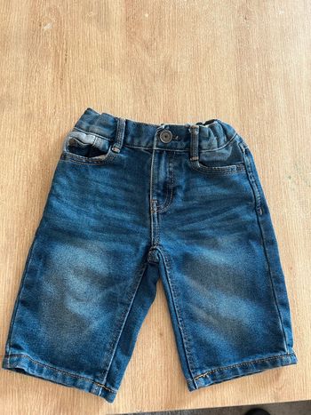 Bermuda en jean • 3 ans • In extenso