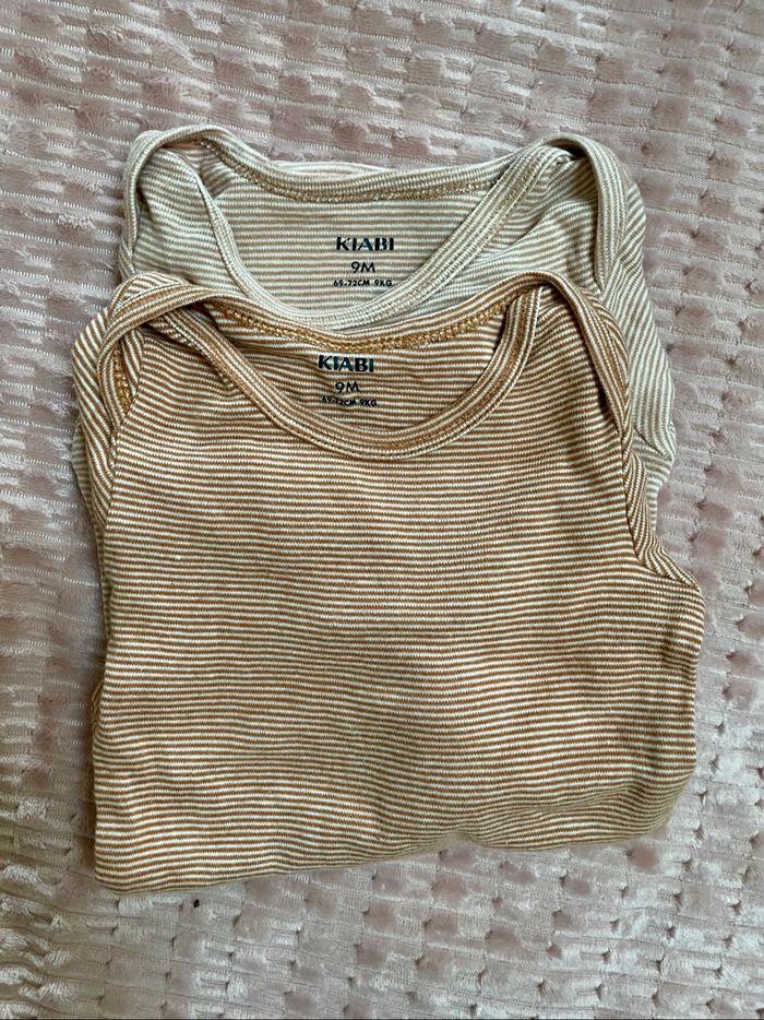 Bodies et pyjama 9 mois