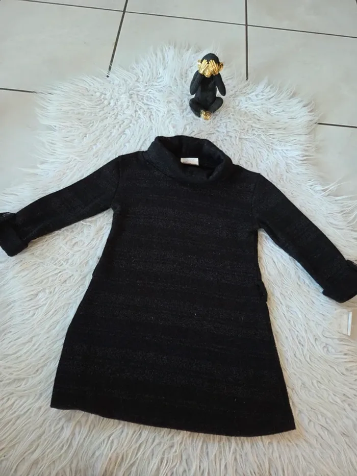 Robe ML col roulé fille T 4ans