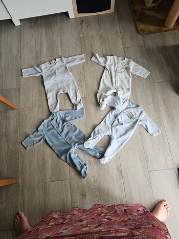 Lot de 4 pyjama noukie's