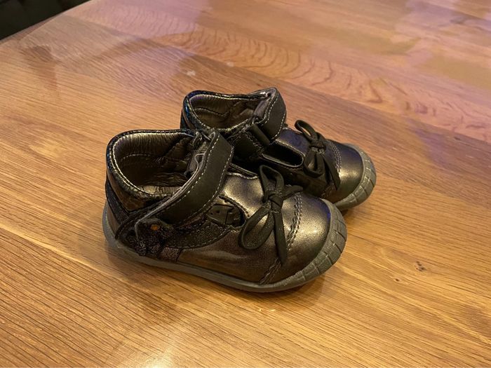 Chaussure ouverte taille 20 - photo numéro 2