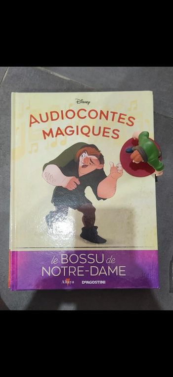 Numéro30 Livre et figurine édition audiocontes Magiques Altaya édition disney audio compte conte