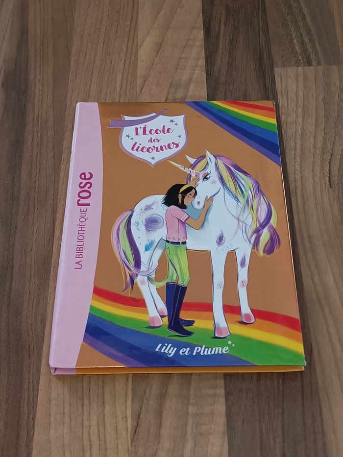 Livre École des licornes Lily et Plume tome 13 - photo numéro 2