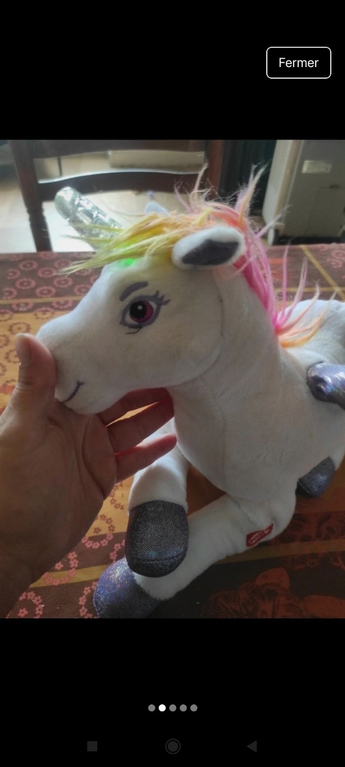Très belle licorne lumineux et musicale j41 - photo numéro 2