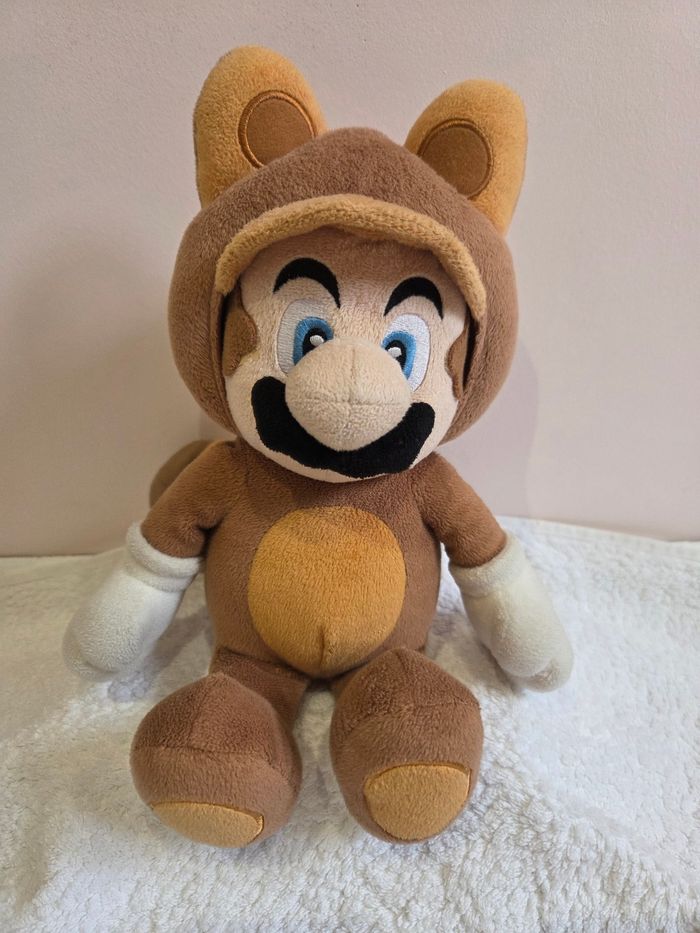 Peluche Super Mario taille 23 cm