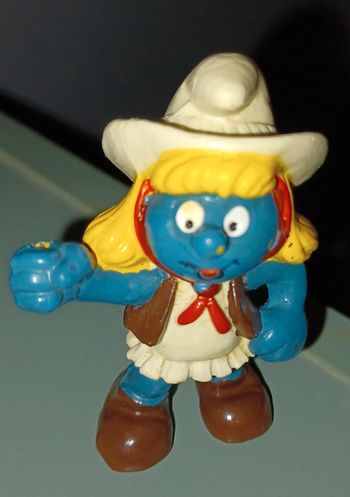 Schtroumpfette habillée en cow-girl 1982