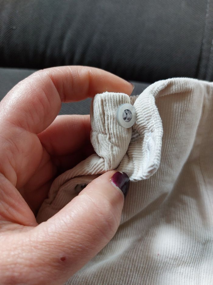 Pantalon beige 3mois - photo numéro 3