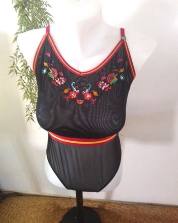 Bodies Undiz taille S entre-jambe boutons pressions -neuf