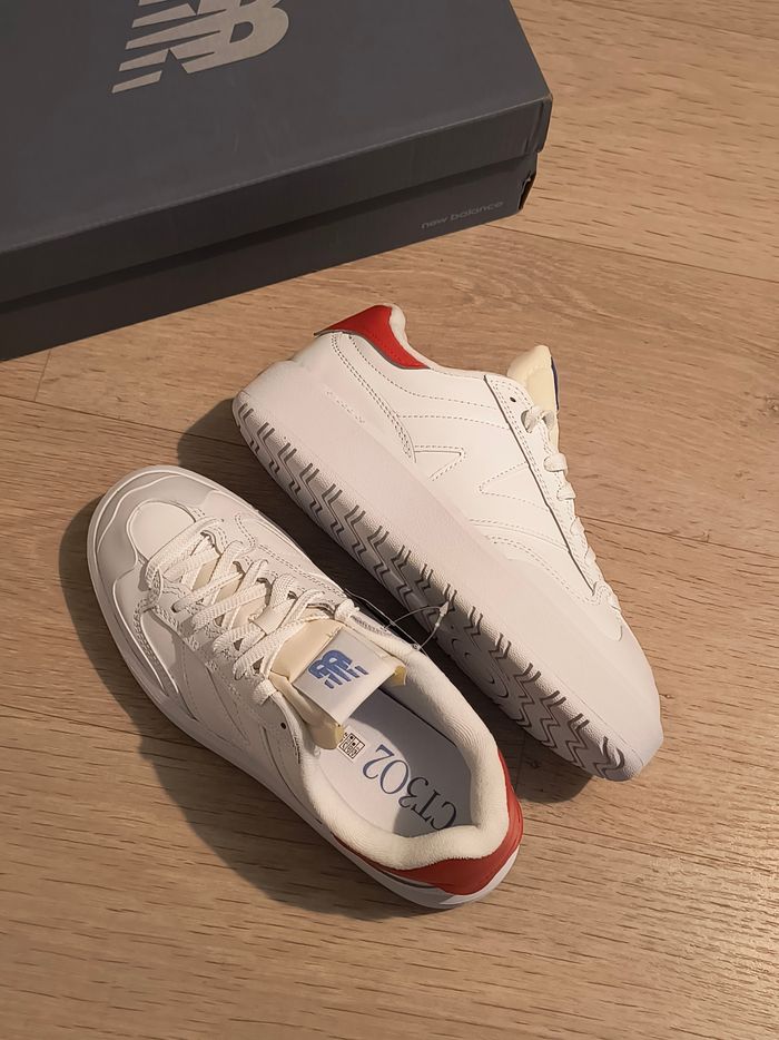 Chaussures plateforme New Balance taille 40.5 neuves - photo numéro 4