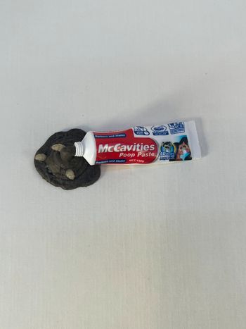 Mega Gross Mini série 1 - McCavities Poop Paste