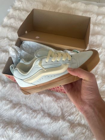 Vans Knu Skool taille 37 bleu ciel marron