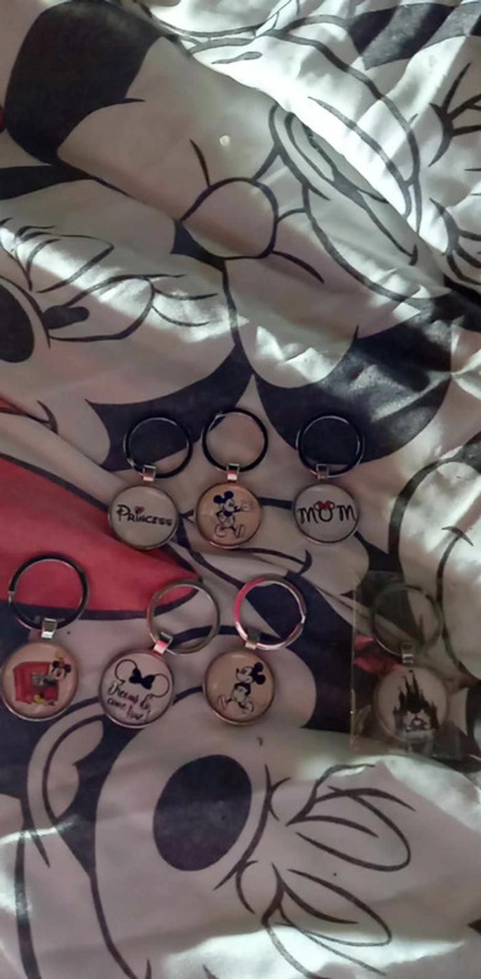 lot porte clé Disney