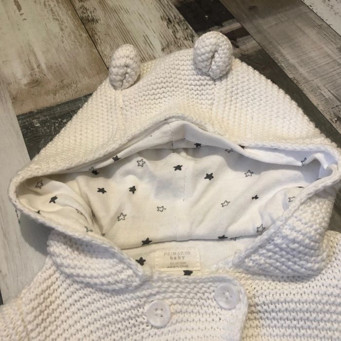 Gilet 6 mois à  capuche - photo numéro 2