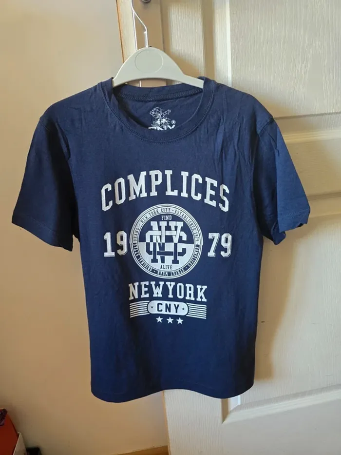 Tee-shirt Complices taille 12 ans neuf avec étiquette