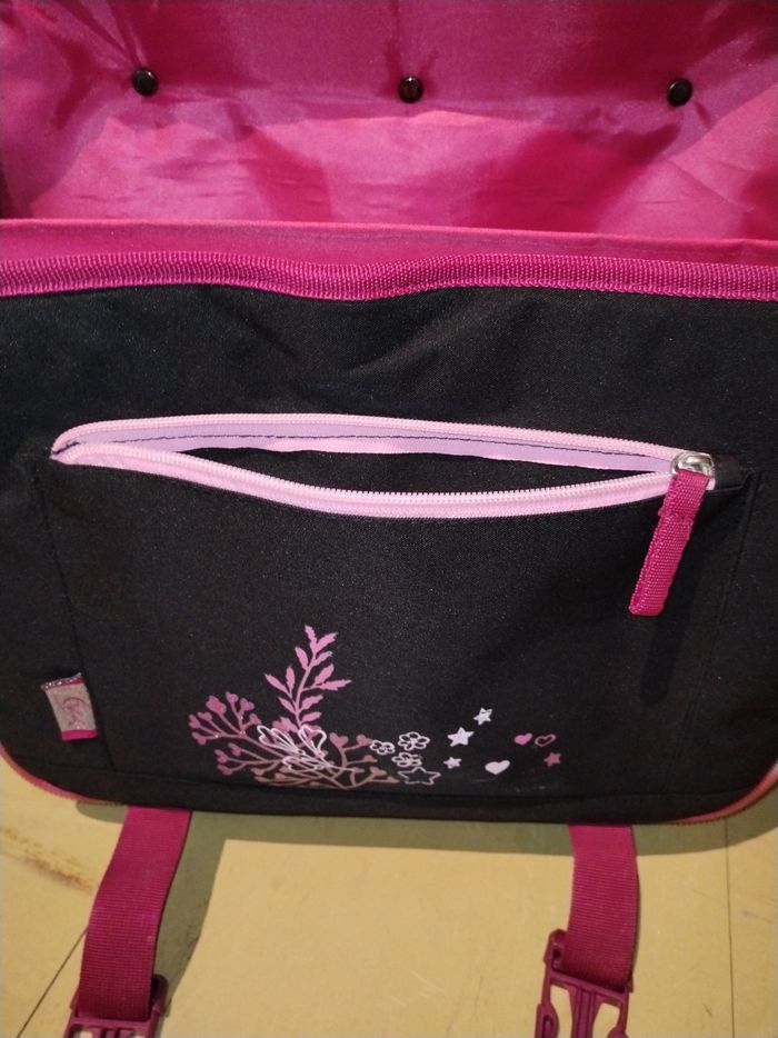 Cartable - photo numéro 4