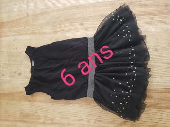 Robe noire 6 ans