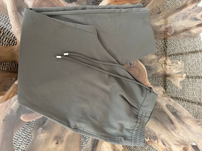 Pantalon chino vert kaki Zara femme M