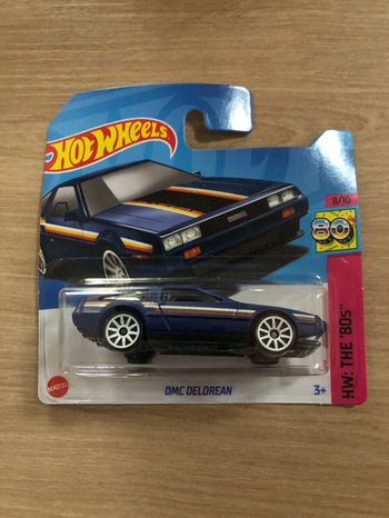 Miniature hot wheels DMC Delorean